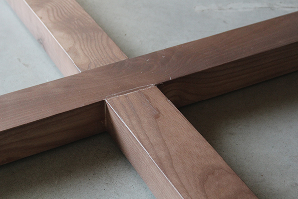 Mesa de comedor Cross 150x150 Lig.defectos