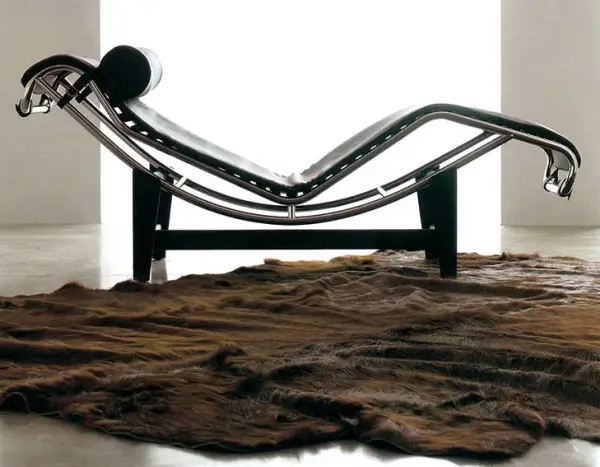 Chaise Longue Piel Negra Corbu