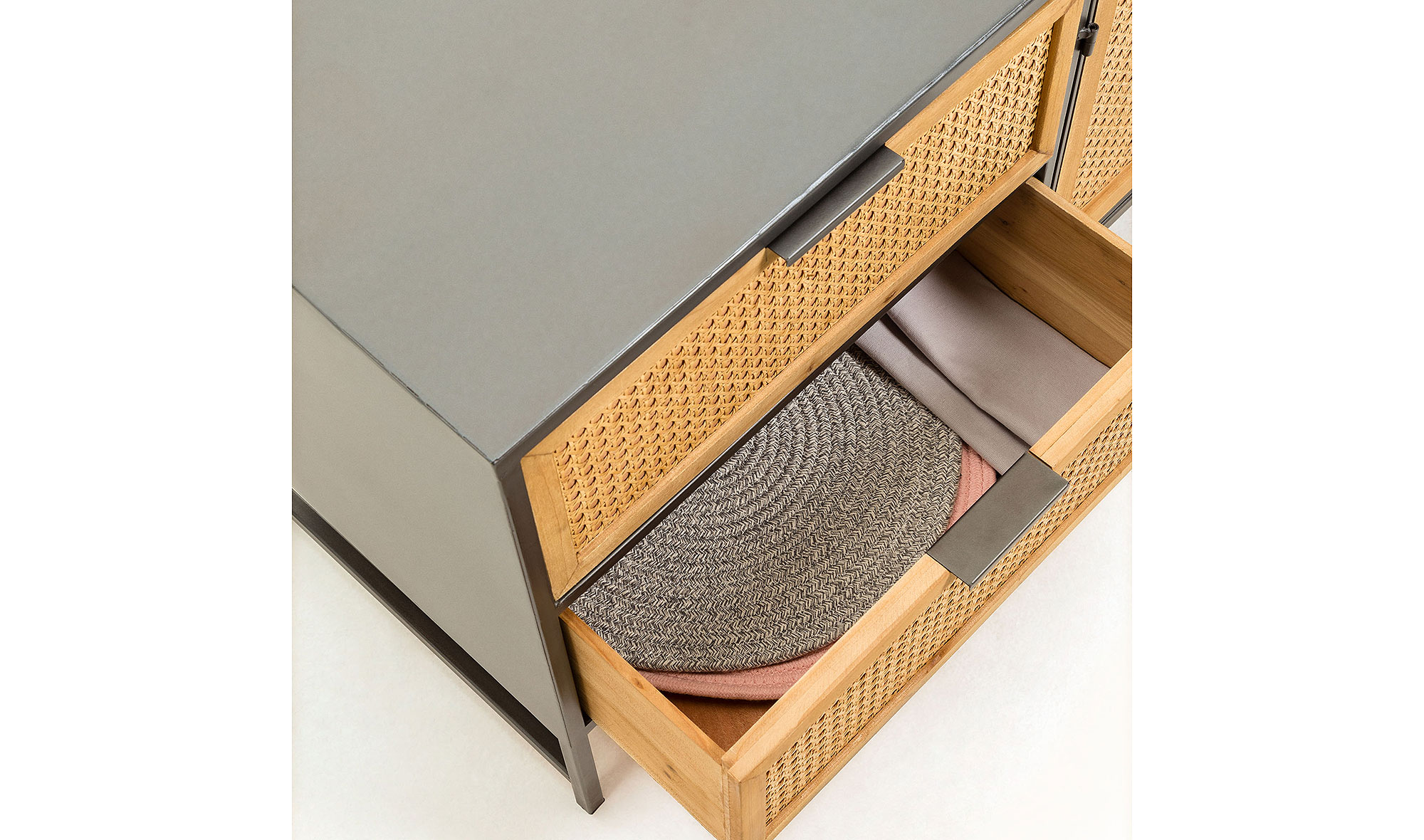 Mesa de televisión mimbre Kyoko