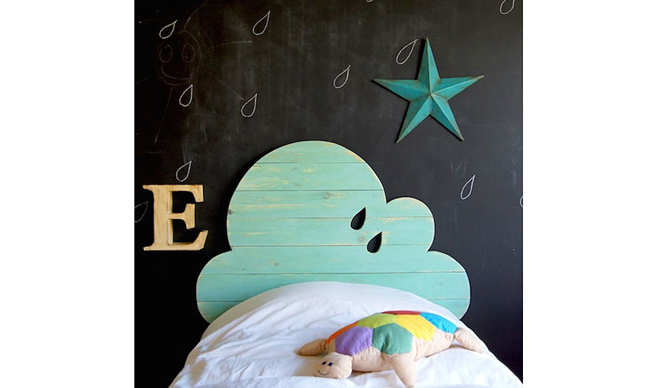Cabecero infantil con forma de nube