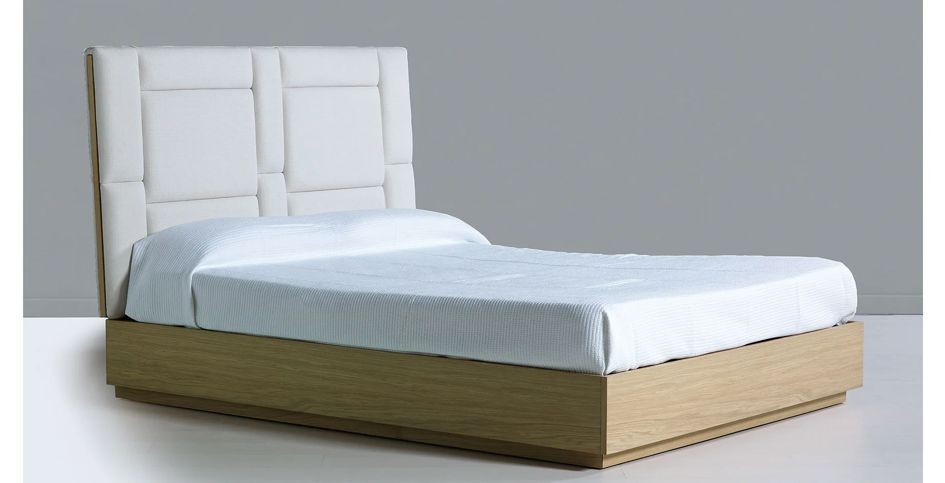 Cama moderna Nismi