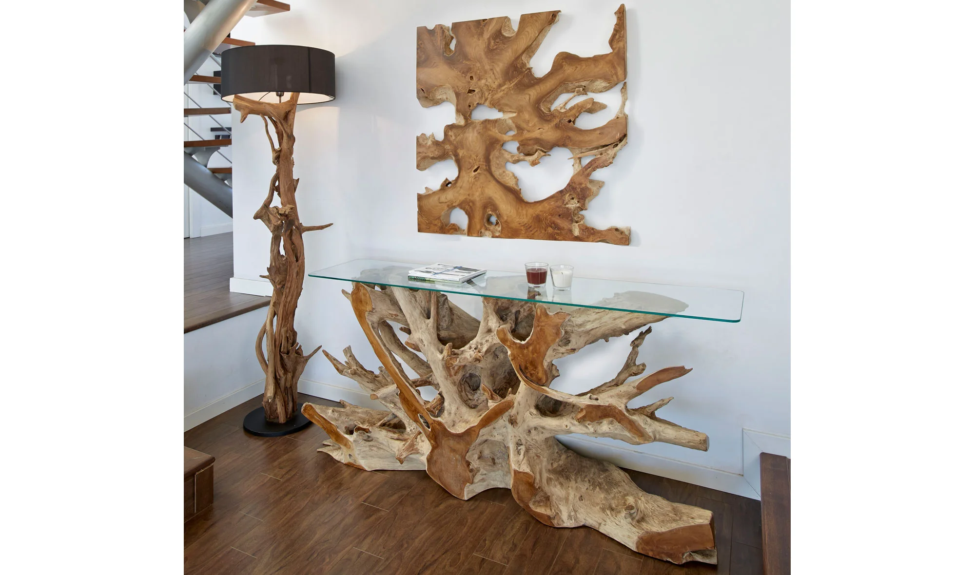 Consola moderna Naga