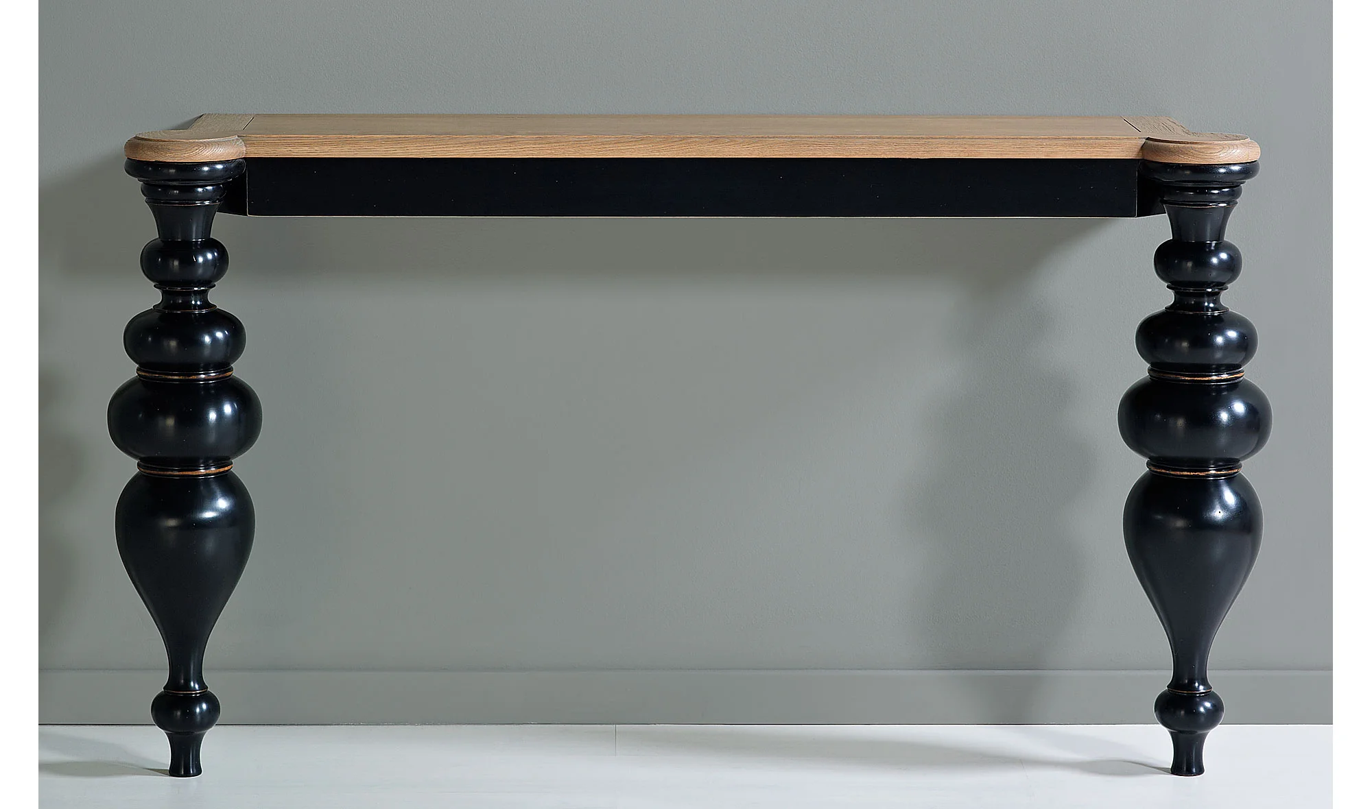 Consola vintage Pyrus