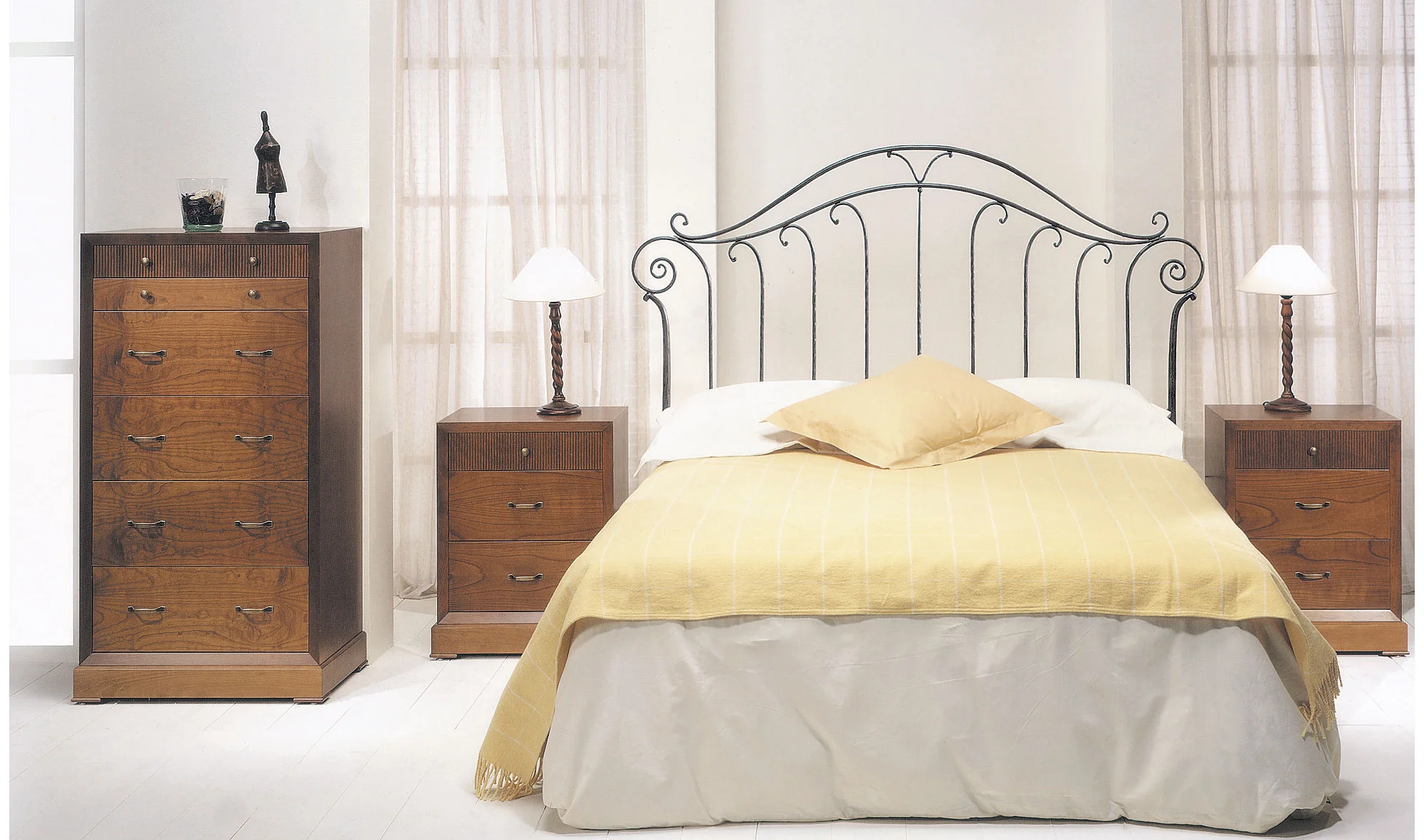 Dormitorio forja Adharat