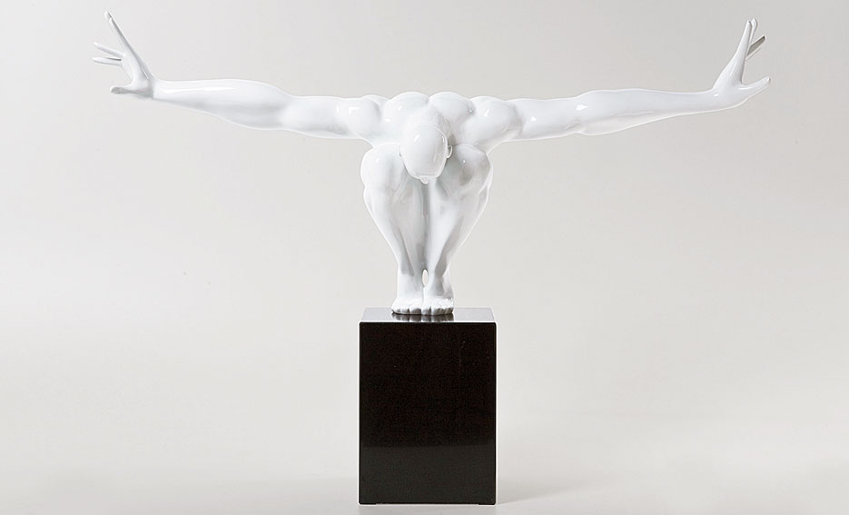 Escultura atleta blanco