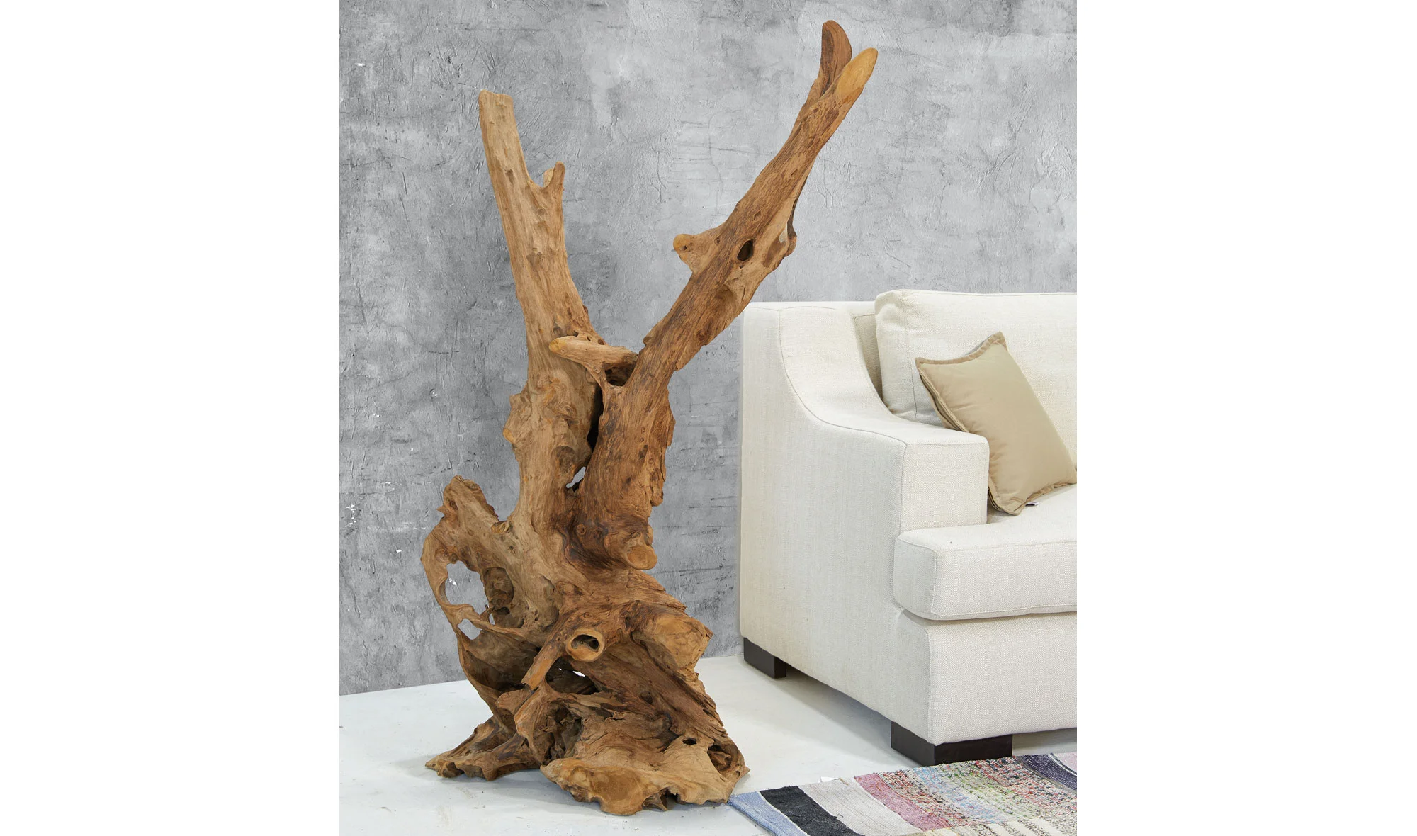 Figura decorativa raiz