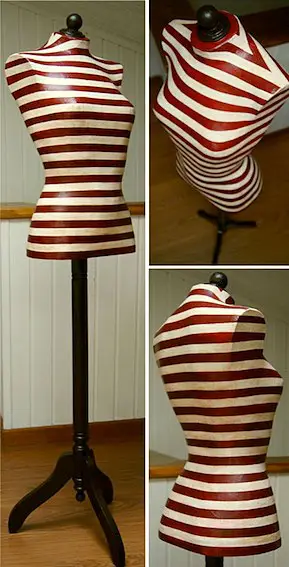 Maniquí estampado franjas granates