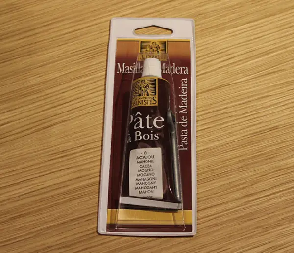 Masilla de madera tubo caoba 50gr.