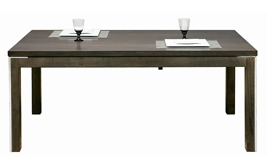 Mesa de comedor de madera moderno