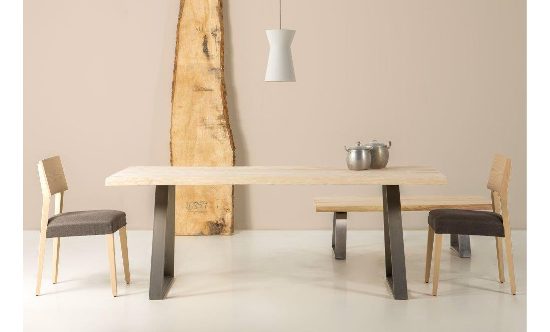 Mesa de comedor industrial de 180 Juli en madera maciza de fresno