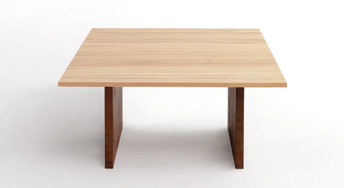 Mesa de comedor moderna May pequeña