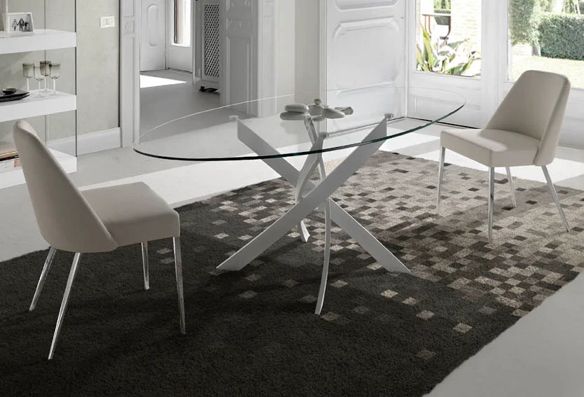 Mesa de comedor ovalada lacada Moderna Xenon