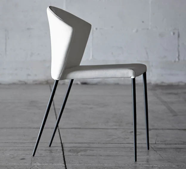 Silla moderna Baler