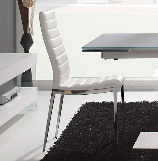 Silla moderna Kirlan