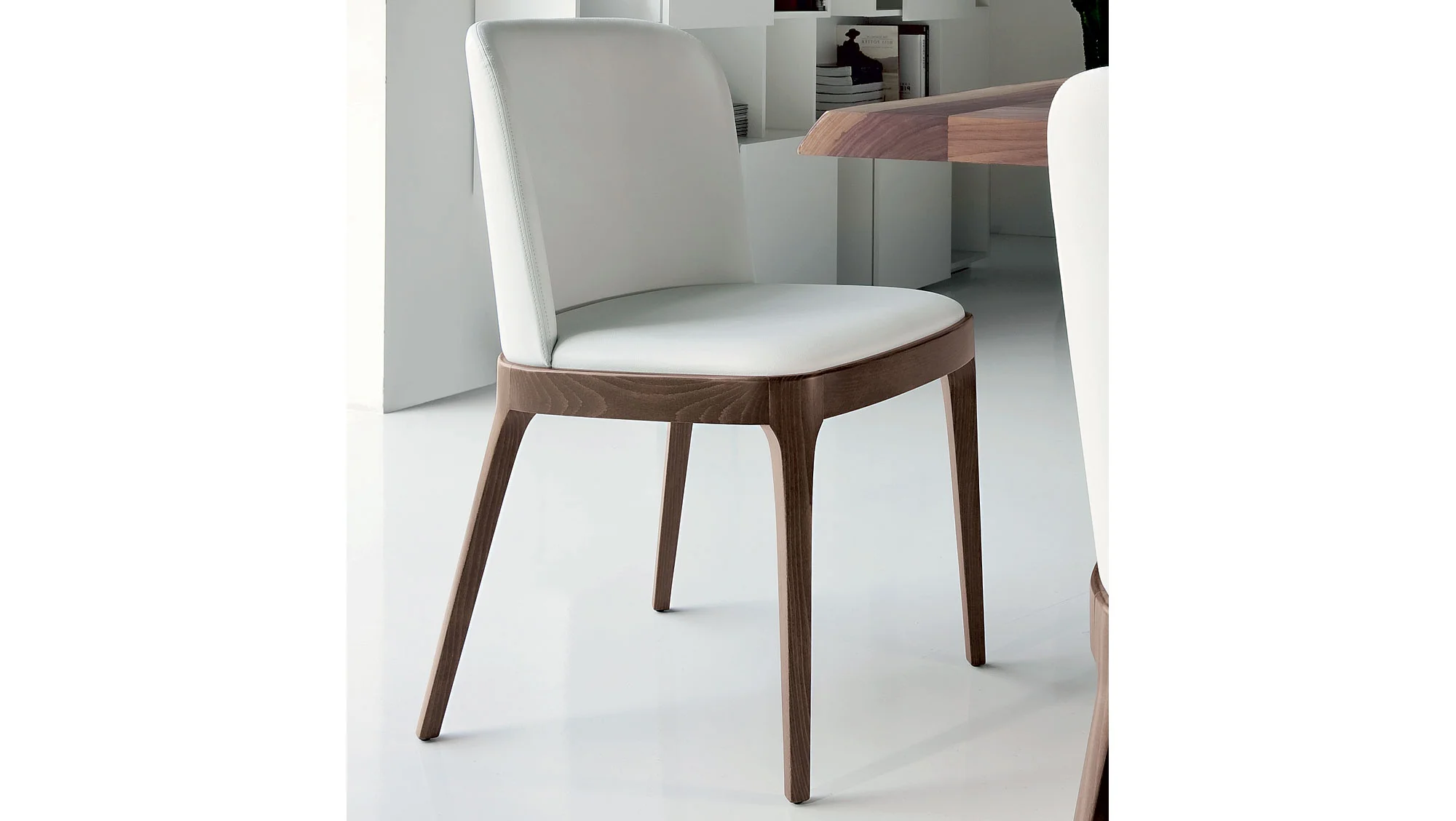 Silla moderna Magda