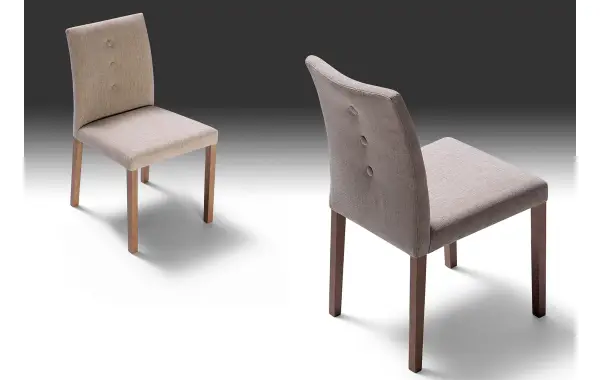 Silla tapizada Lucía con botones