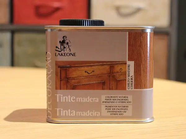 Tinte de madera color cerezo silvestre