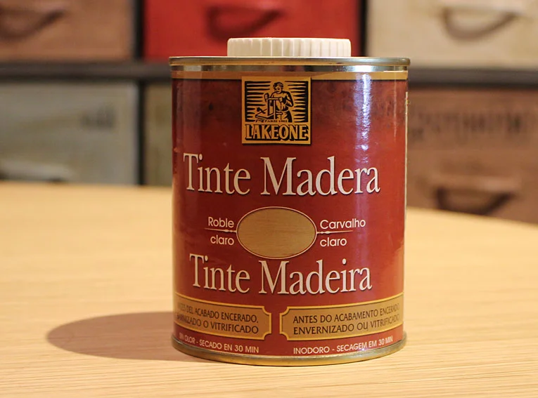 Tinte de madera color roble claro