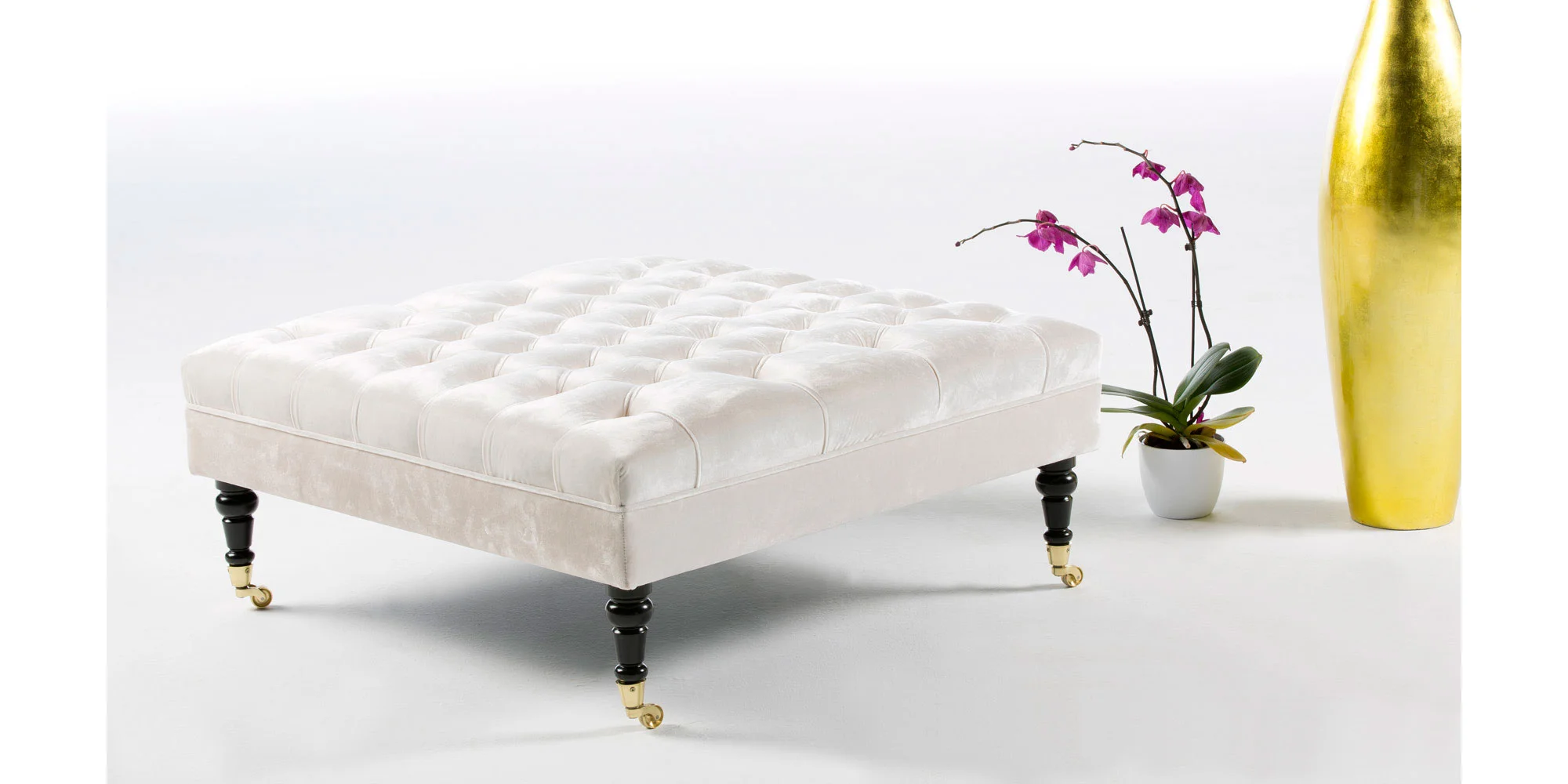 mesa de centro pouf con capitone clásica Carine