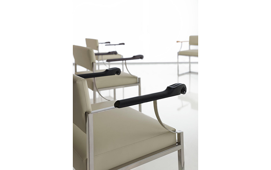Sillón acero tapizado blanco Cuff