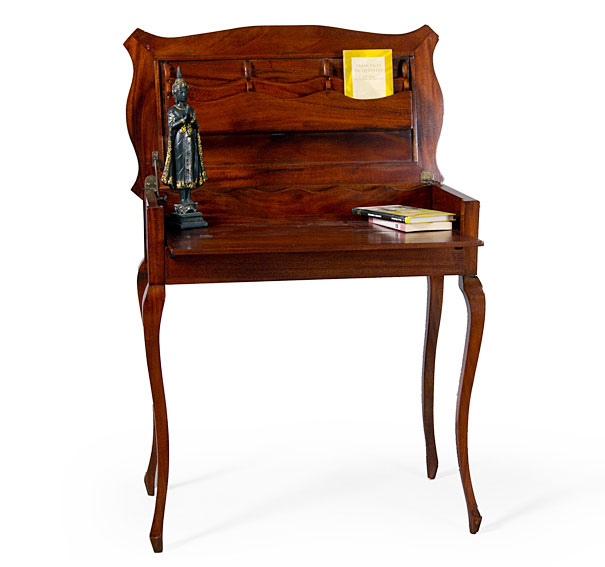 Mesa Secreter Kenia