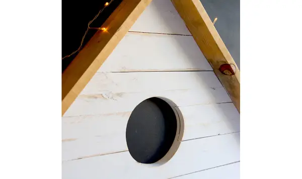 Cabecero infantil con forma de casita