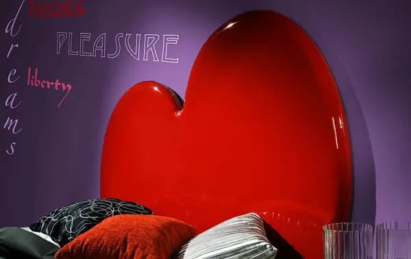 Cabecero corazón Love