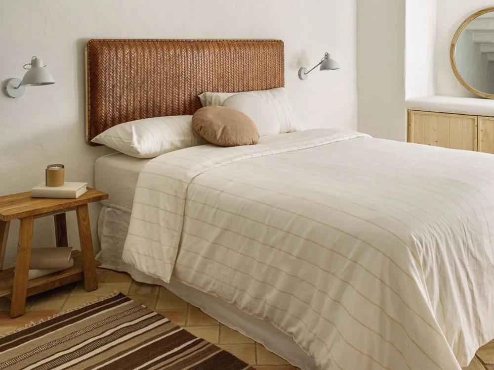 Cabecero de colgar madera maciza Natesa para colchón 150 cms Kave Home Cabecero de colgar madera maciza Natesa para colchón 150 cms Kave Home