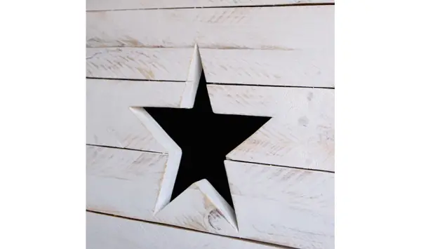 Cabecero infantil rectangular con corazón