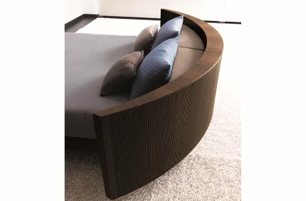 Cama giratoria Bairon Speed LCD con espejo tv