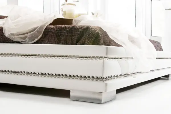 Cama de Piel Bel-Air