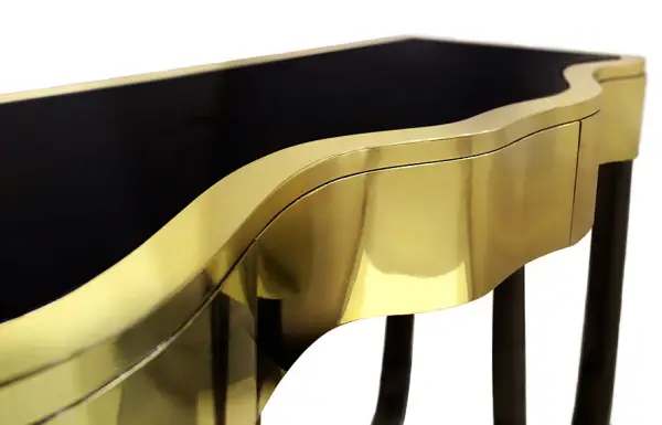 Consola Sinuous