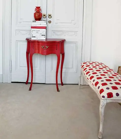 Consola Roja Ottante