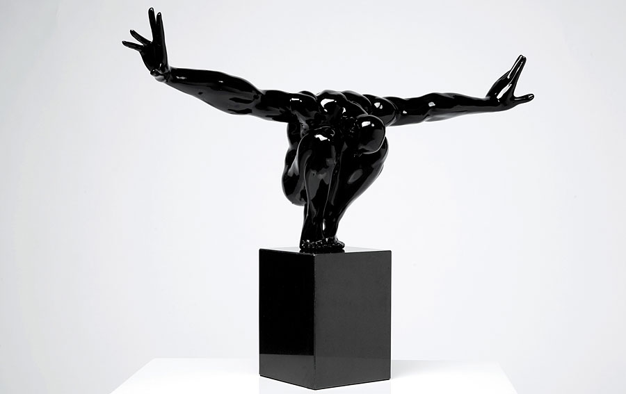 Escultura atleta negro