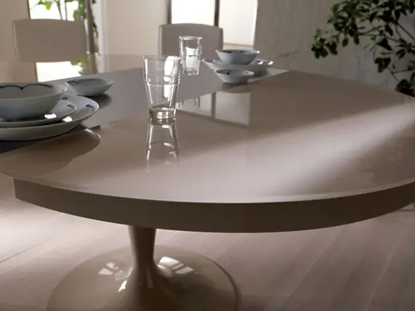 Mesa de comedor extensible laca Moderna Eclipse