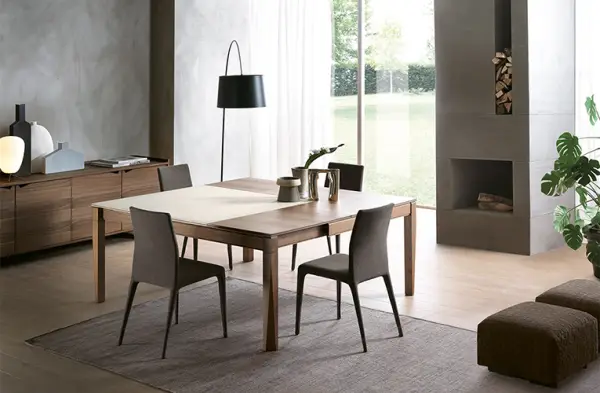 Mesa de comedor extensible cuadrada