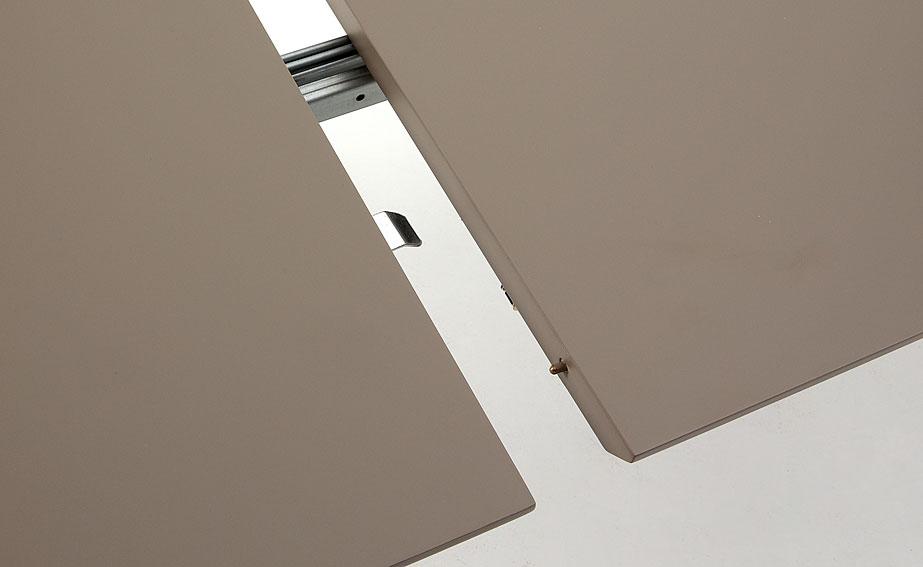 Mesa de Comedor ovalada marrón Moderna Oqui