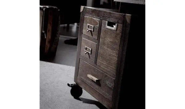 Mesita de noche con ruedas vintage Industrial