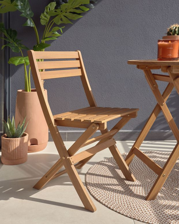 Pack de mesa de terraza plegable apilable con 2 sillas de madera