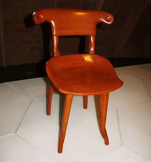 Silla Gaudí Batllo