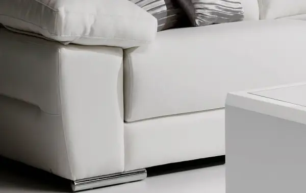 Sofa Diamond con chaissloungue en piel blanca