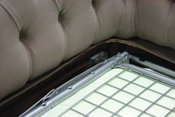 Sofá cama gris chesterfield Chesire