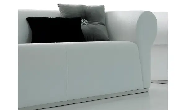 Sofá Moderno Airam