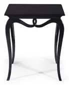 Mesa contem Christopher Guy
