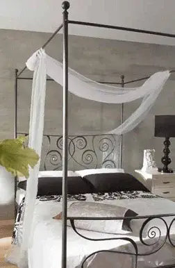 Cama de Forja con Dosel Sethunia