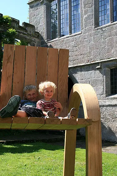 Giant Chair de Tom Raffield